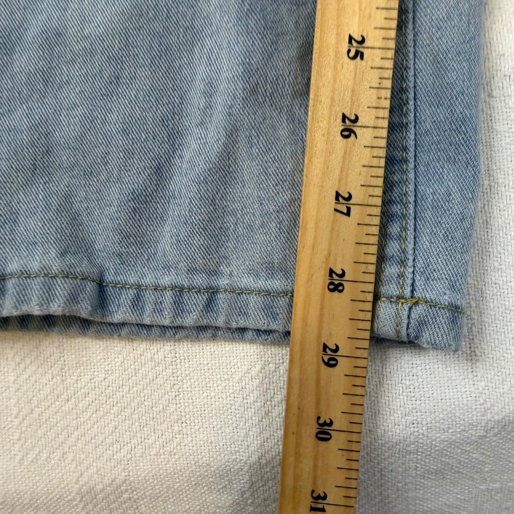 SHEIN Light Wash Distressed High Waisted Wide Leg Jeans Size 26 Blue Denim 1541 - Picture 6 of 8